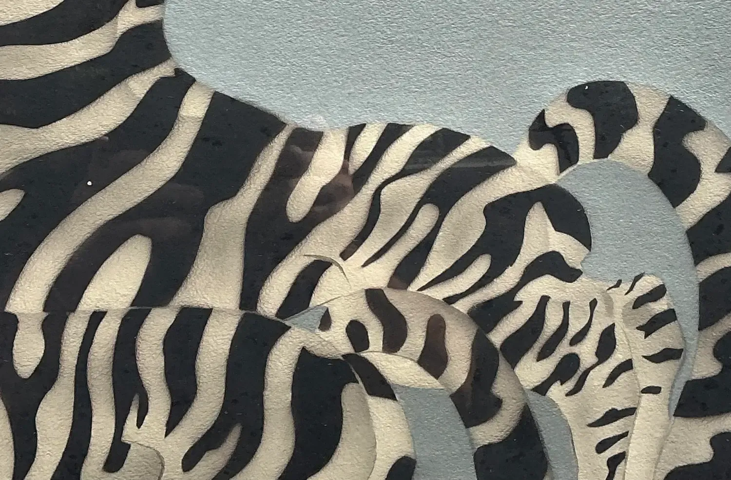 Vintage MCM Original Zebra Print — additional photo 3