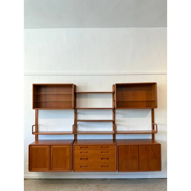 Vintage MCM Poul Cadovius 3 Bay Teak Wall System — additional photo 4
