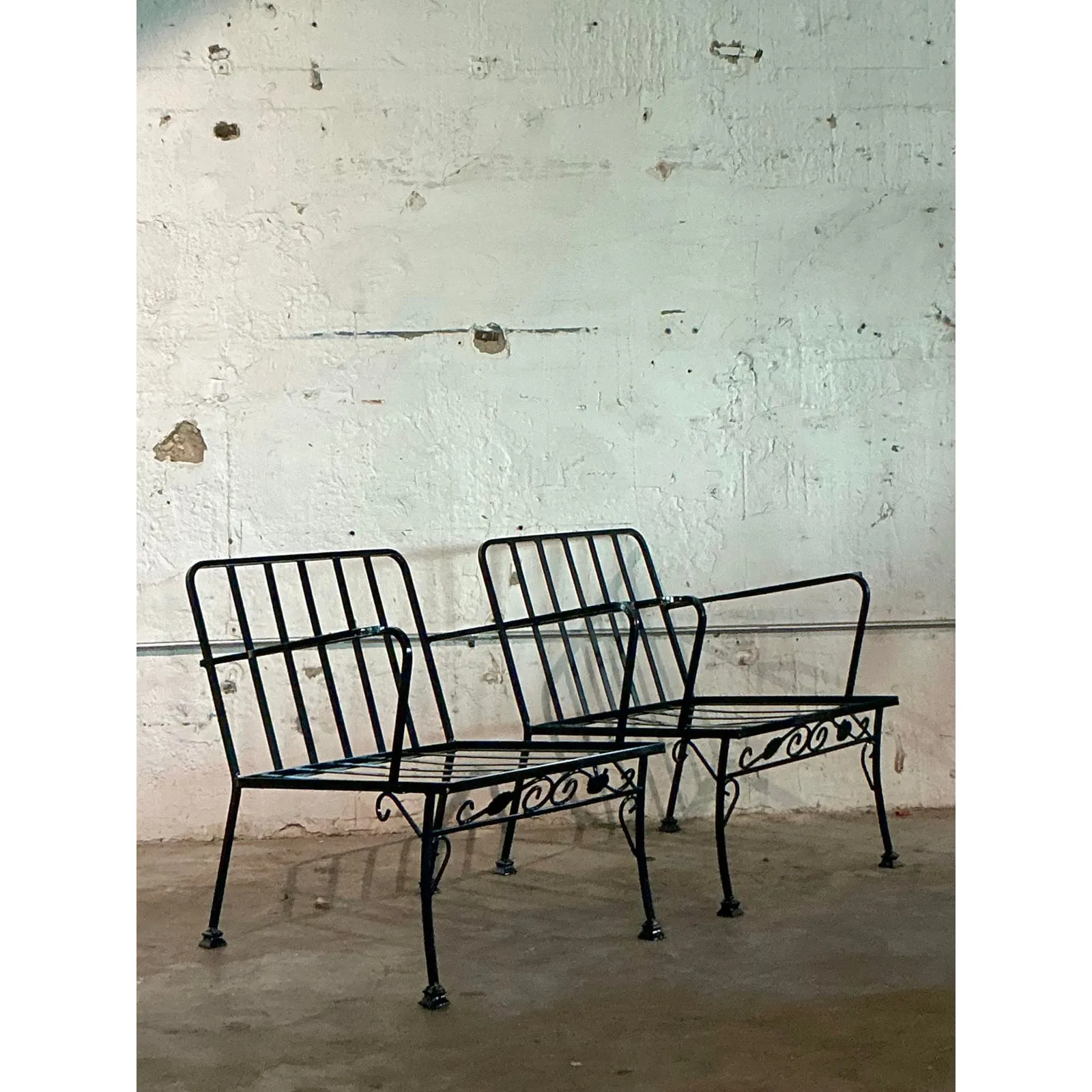 Vintage Mid-Century Modern Grape Vine Wrought Iron Lounge Chairs - A Pair — additional photo 6