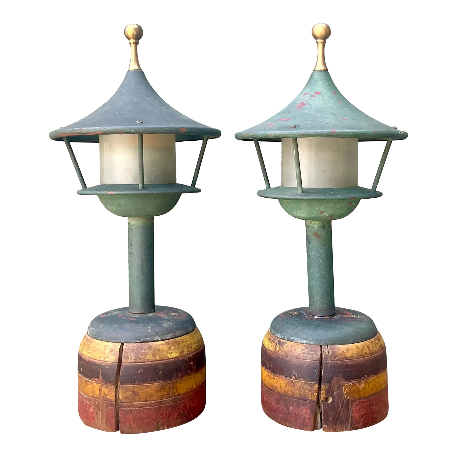 Vintage Mid-Century Modern Patinated Lighthouse Lamps - A Pair — additional photo 4