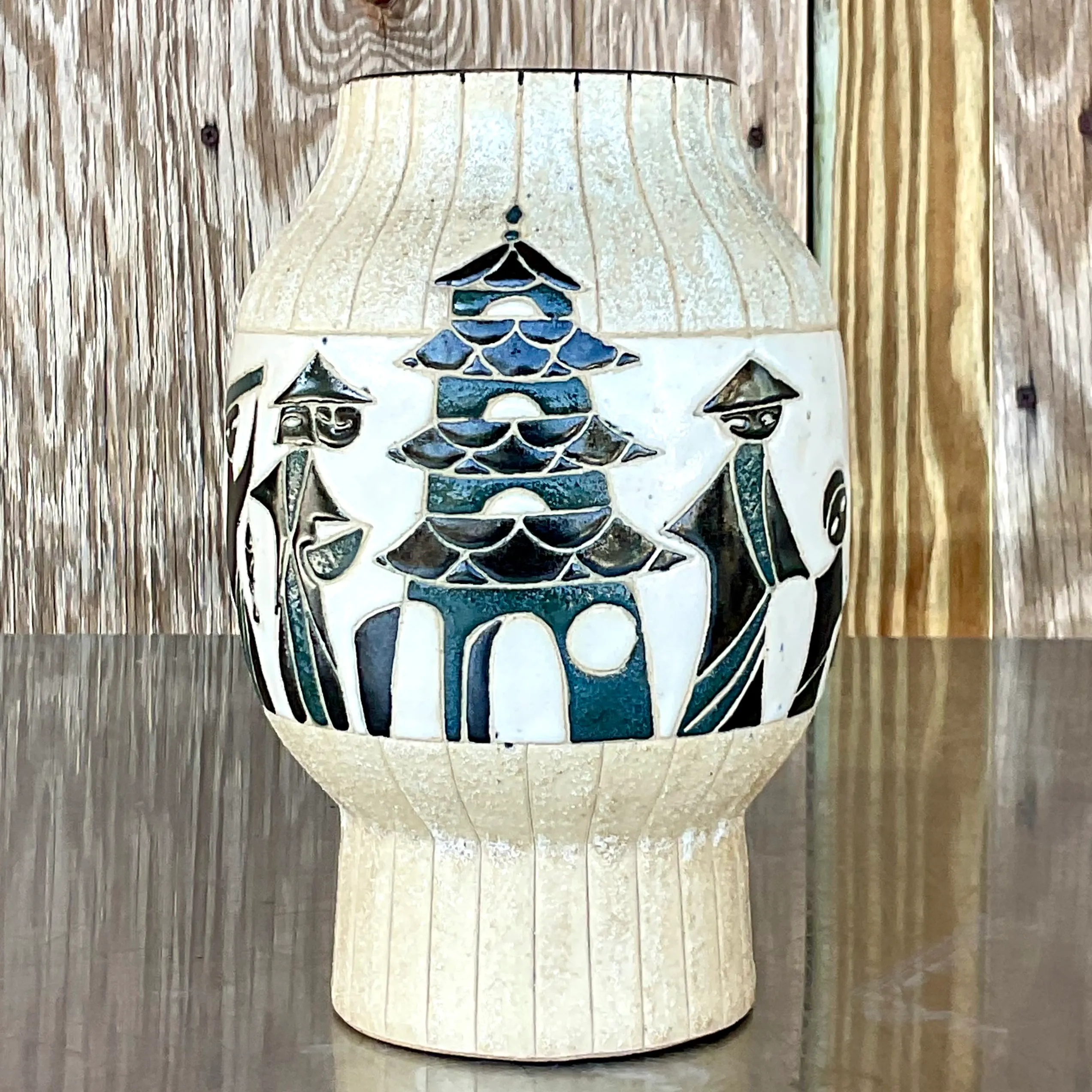 Vintage Midcentury Pagoda Ceramic Vase — additional photo 1