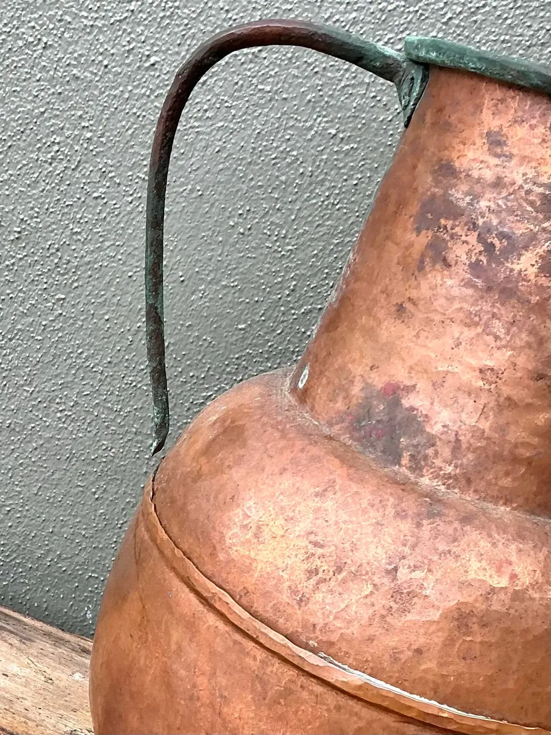 Vintage Moroccan Patinated Hammered Copper Water Jugs - A Pair — additional photo 5