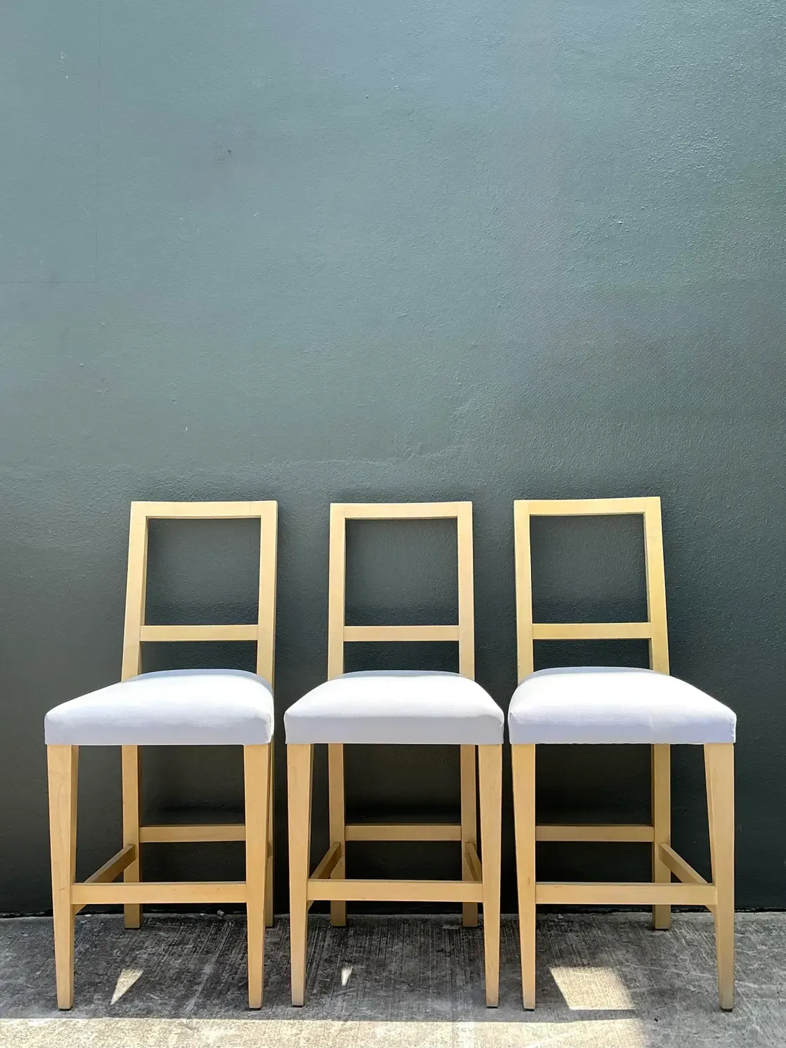Vintage Niedermaier Pebble Leather Barstools - Set of 3 — additional photo 4