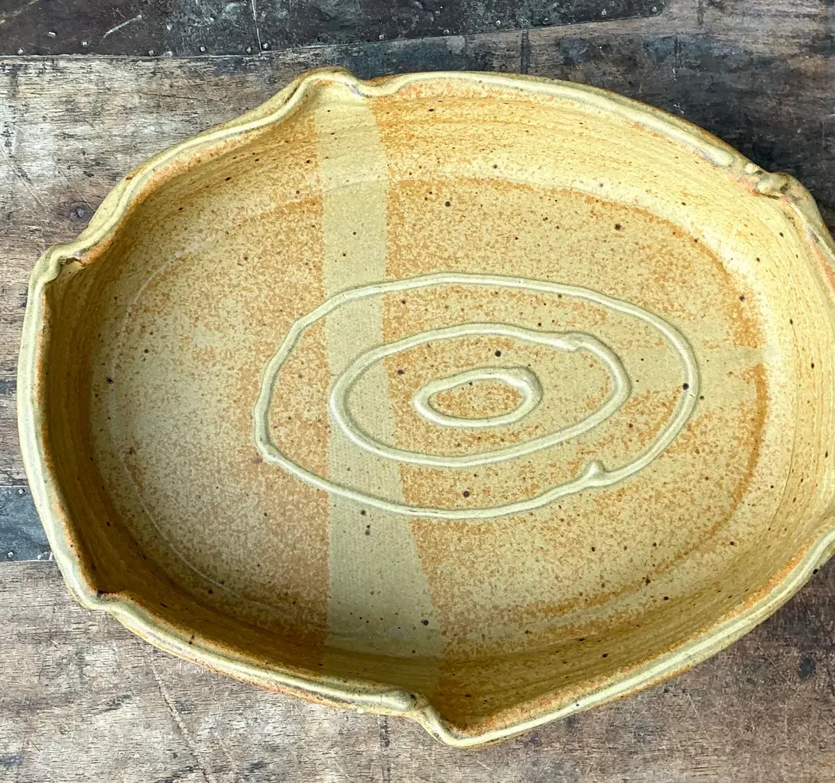 Vintage Original Crimped Edge Serving Platter — additional photo 1