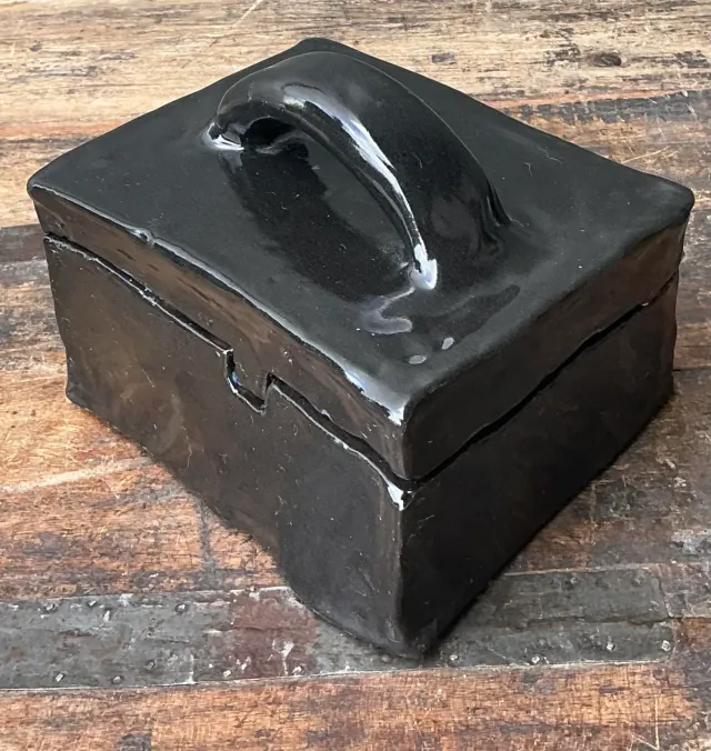 Vintage Original Slab Built Studio Pottery Lidded Box — additional photo 3