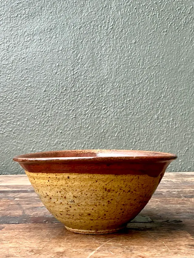 Vintage Original Studio Pottery Bowl - Pottery, 5.25W x 2.5H — additional photo 3