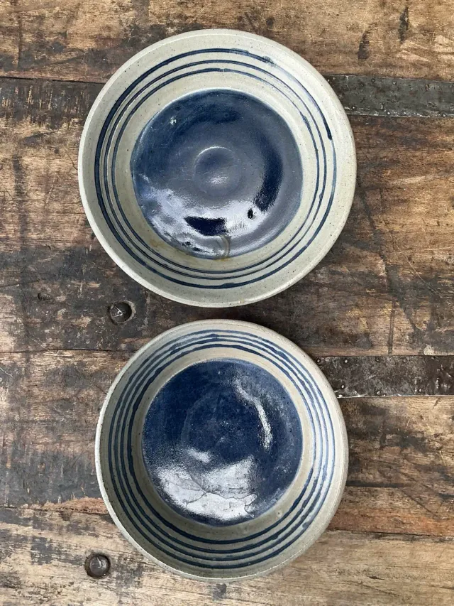 Vintage Original Studio Pottery Bowls - Set of 2 — additional photo 3