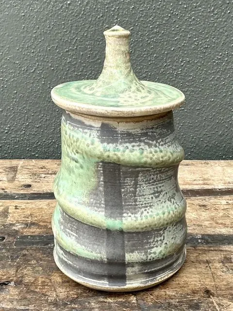 Vintage Original Studio Pottery Lidded Jar — additional photo 1