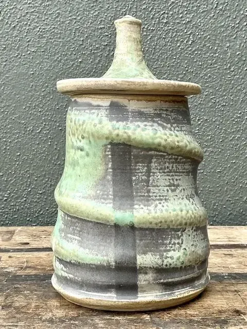 Vintage Original Studio Pottery Lidded Jar — additional photo 2