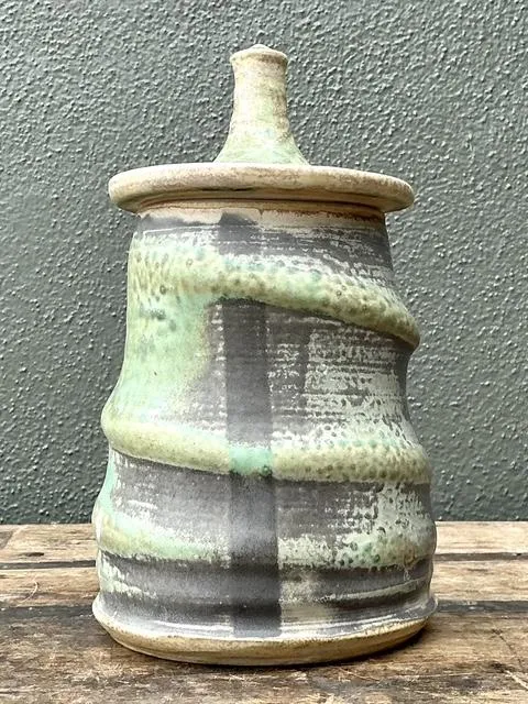 Vintage Original Studio Pottery Lidded Jar — additional photo 3