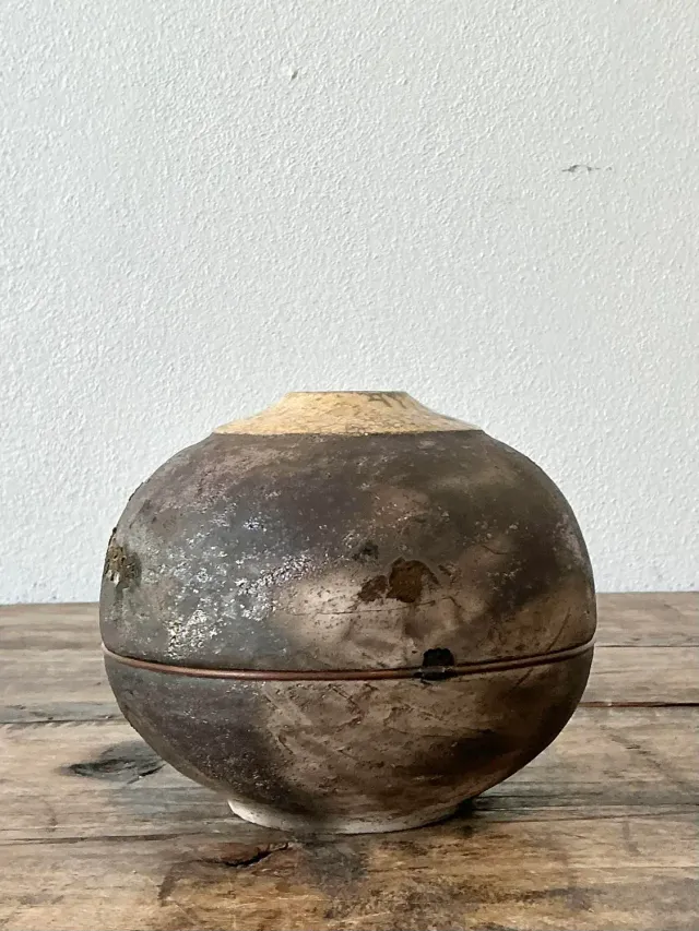 Vintage Original Studio Pottery Lunar Vase — additional photo 1