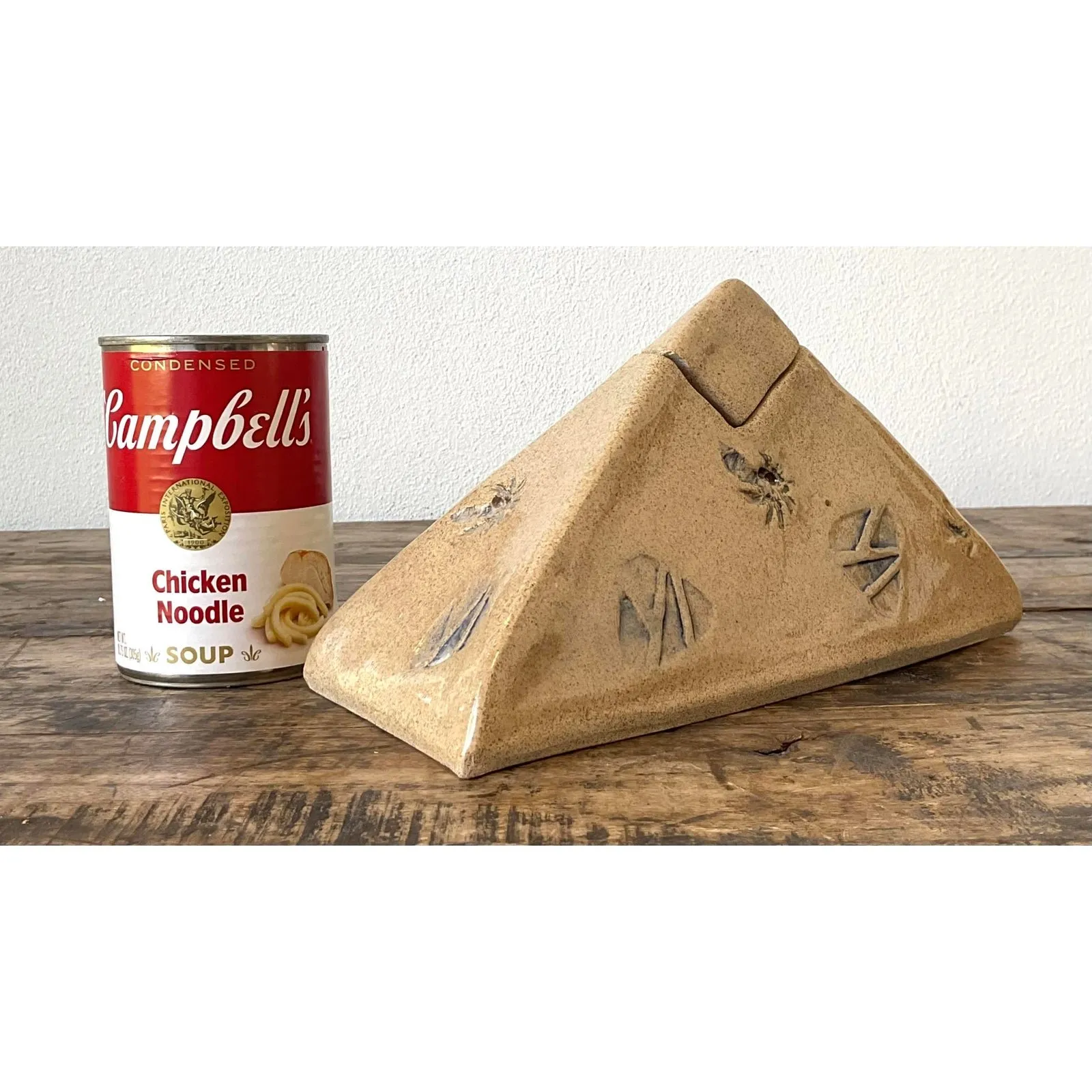 Vintage Original Studio Pottery Palm Triangle Box — additional photo 1