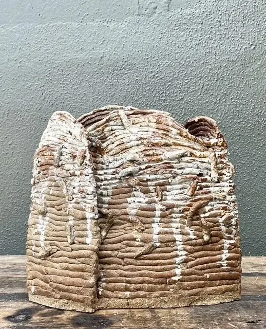 Vintage Original Studio Pottery Vase - Pottery, 4.75W x 5.5H — additional photo 4