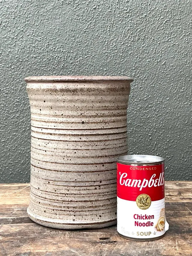 Vintage Original Studio Pottery Vase - Pottery, 6.75W x 8.5H — additional photo 7