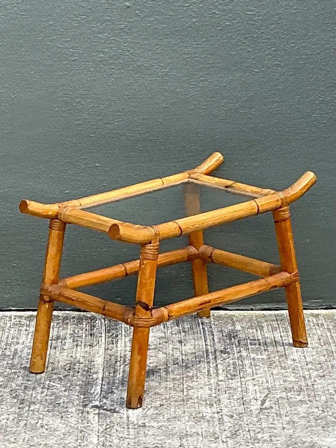 Vintage Pagoda Rattan Low Drinks Table — additional photo 7