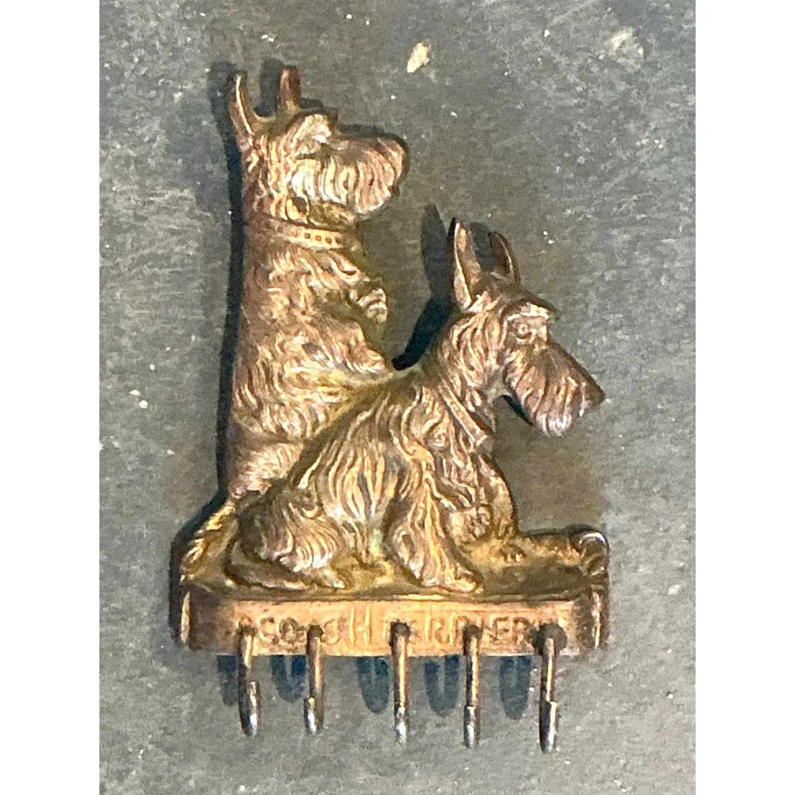 Vintage Patinated Metal Scotch Terrier Key Holder — additional photo 2