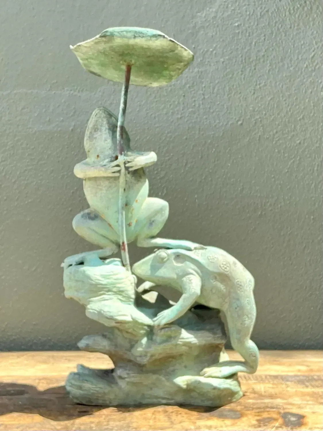 Vintage Patinated Verdigris Garden Frogs Sculpture — additional photo 3
