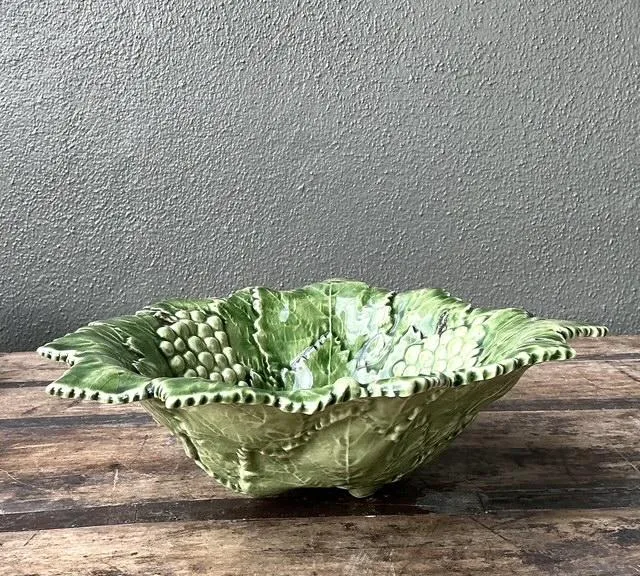 Vintage Portuguese Glazed Ceramic Grape Leaf Bowl — additional photo 4
