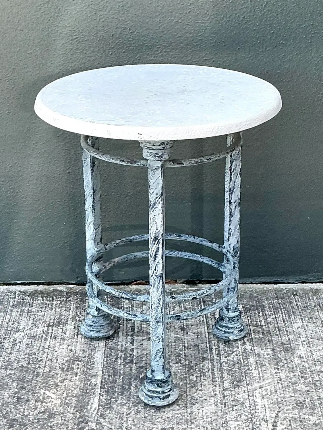 Vintage Postmodern Cast Aluminum Outdoor Side Table - 895 — additional photo 2