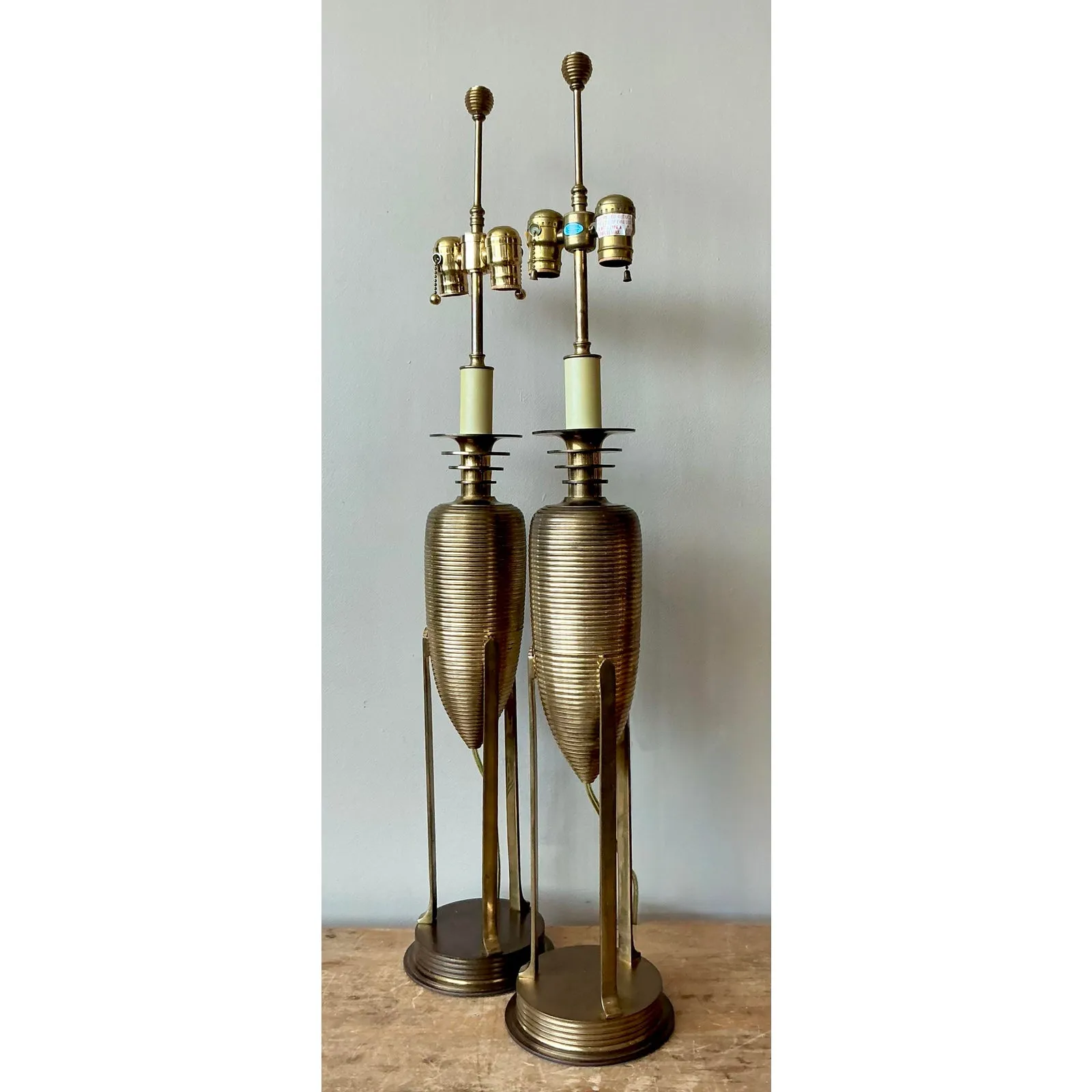 Vintage Postmodern Chapman Brass Lamps - A Pair — additional photo 2