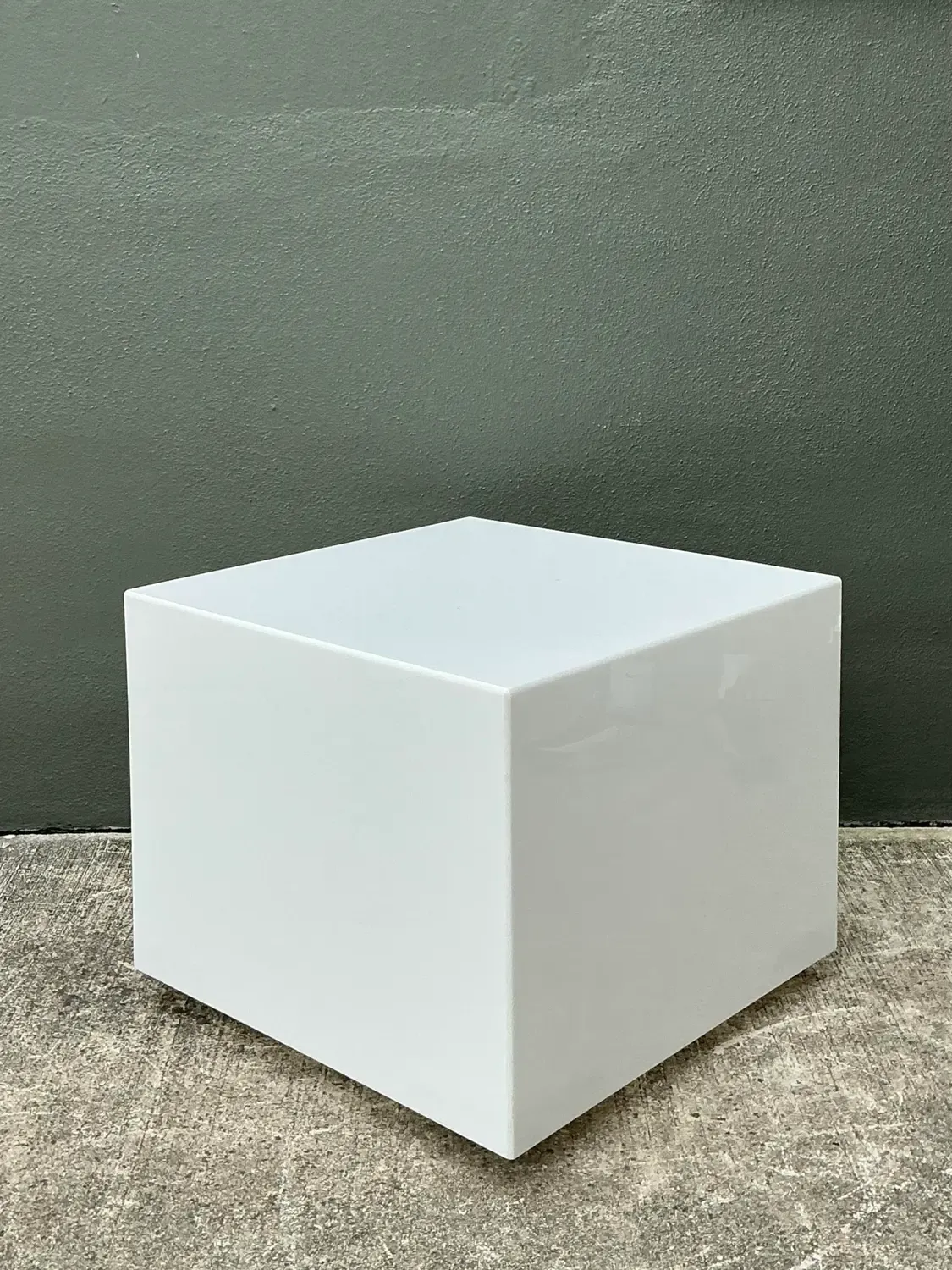 Vintage Postmodern Lucite Box Side Table — additional photo 7