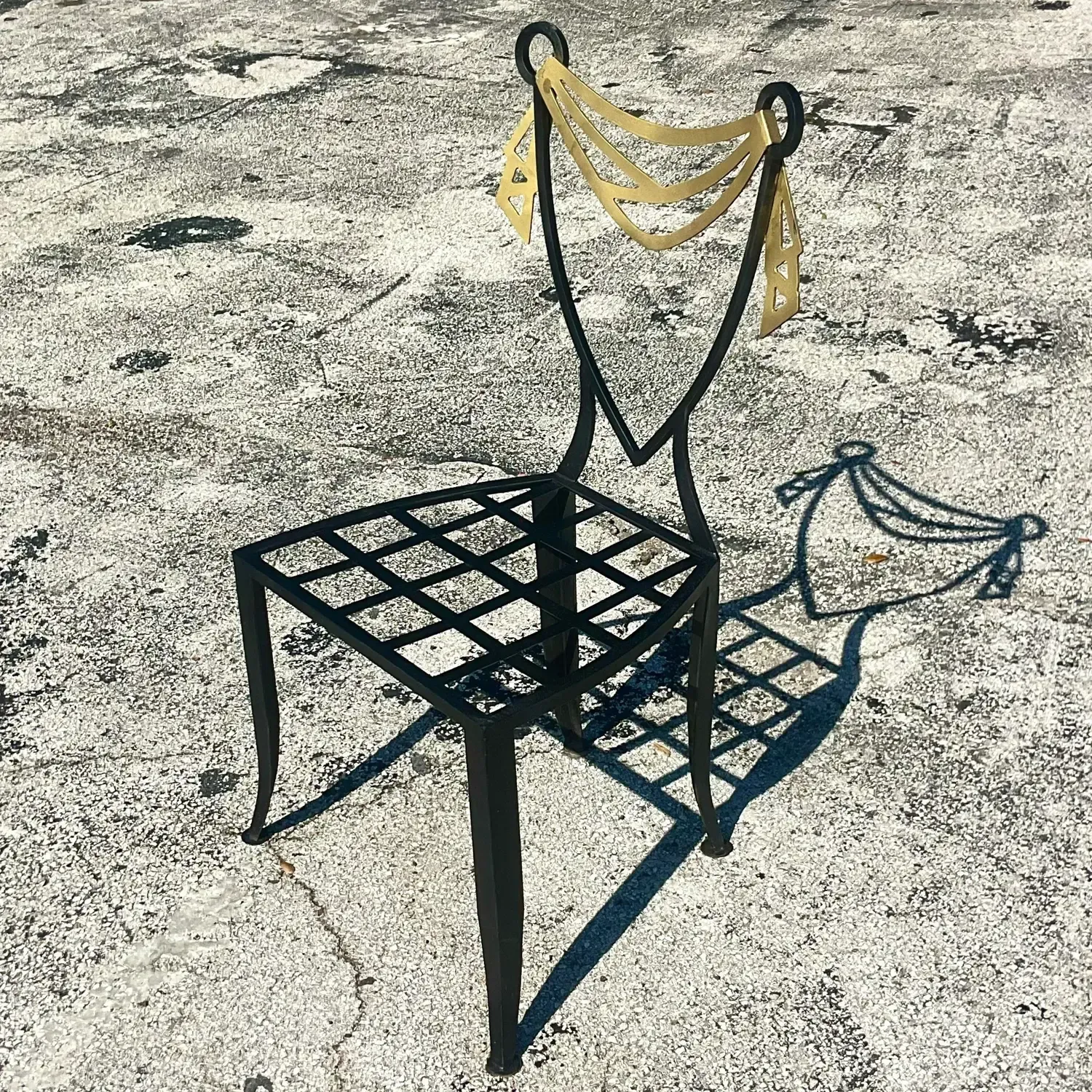 Vintage Postmodern Swag Metal Chair — additional photo 5