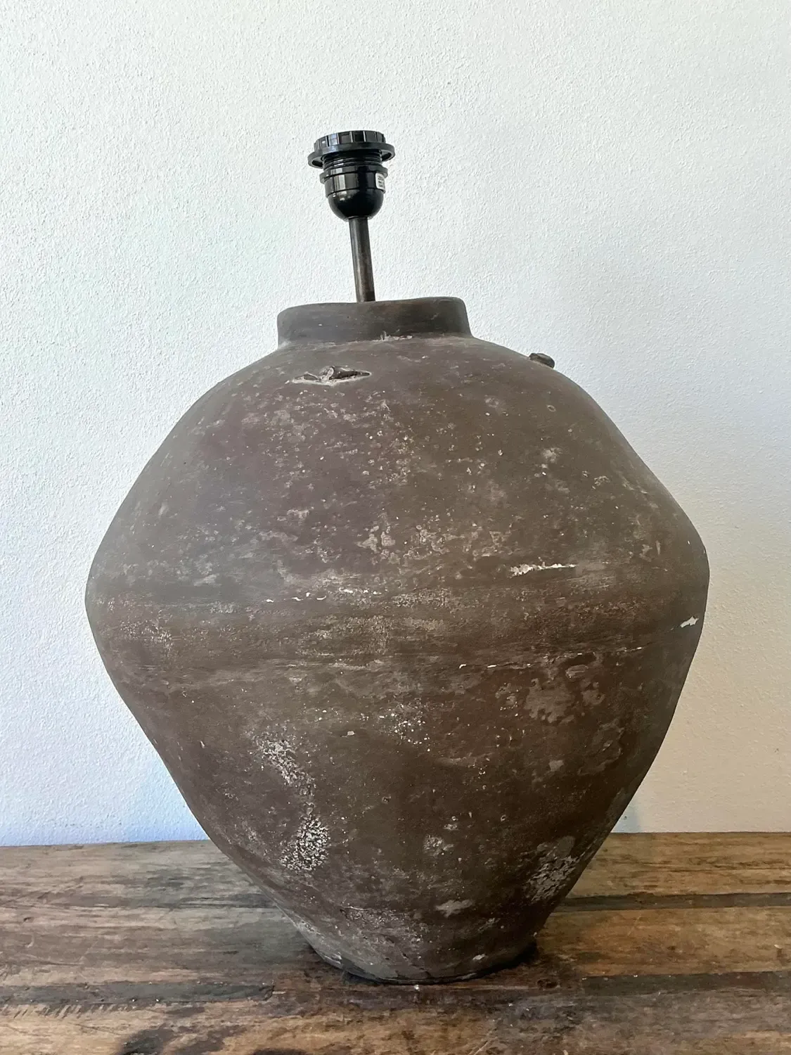 Vintage Primitive Matte Ceramic Lamp — additional photo 3