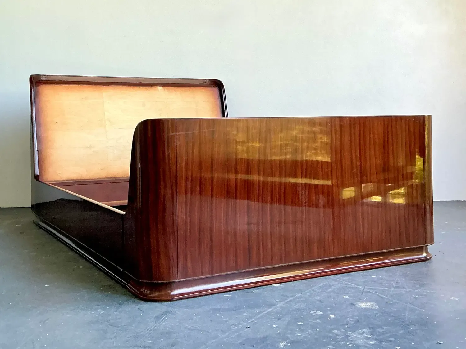 Vintage Ralph Lauren “Metropolis” Queen Sleigh Unfinished Bed — additional photo 6