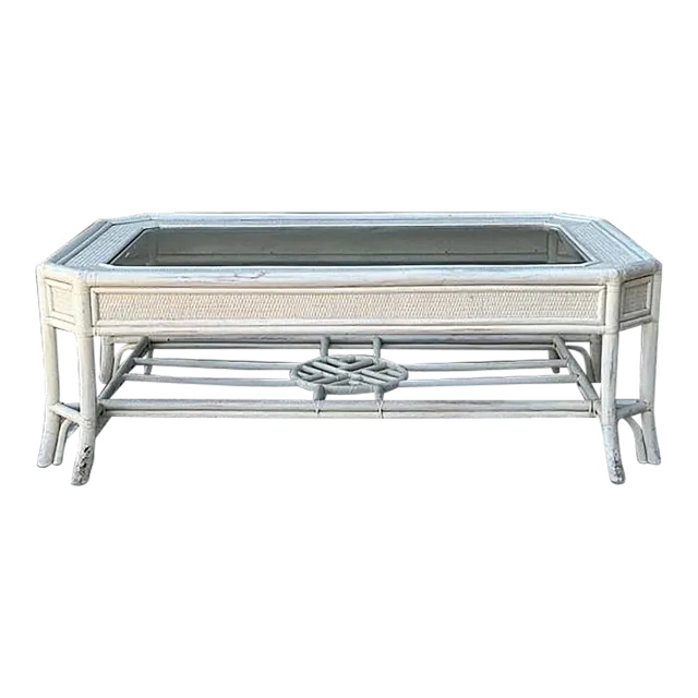 Vintage Rattan Fretwork Medallion Coffee Table — additional photo 6
