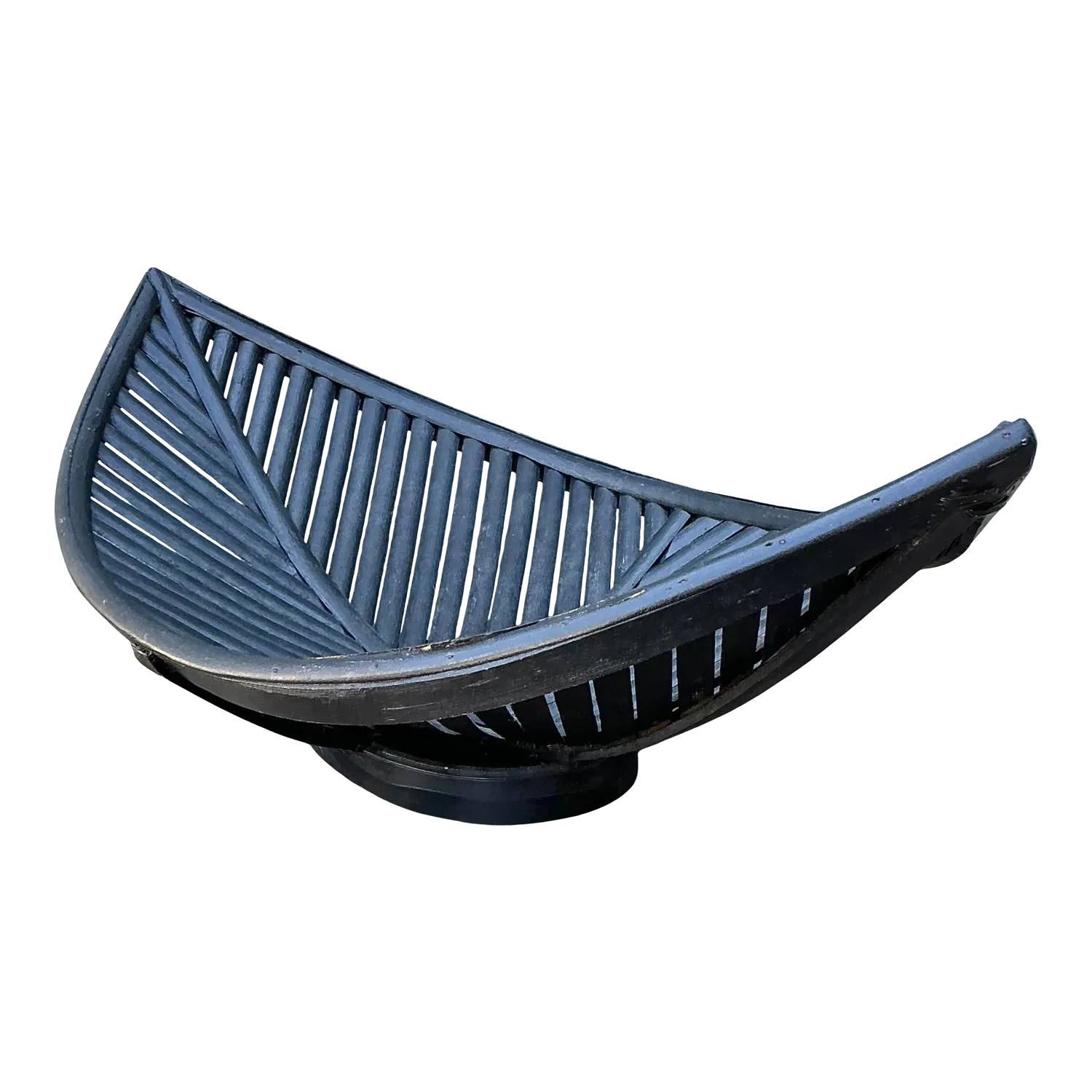 Vintage Rattan Leaf Bowl — additional photo 4