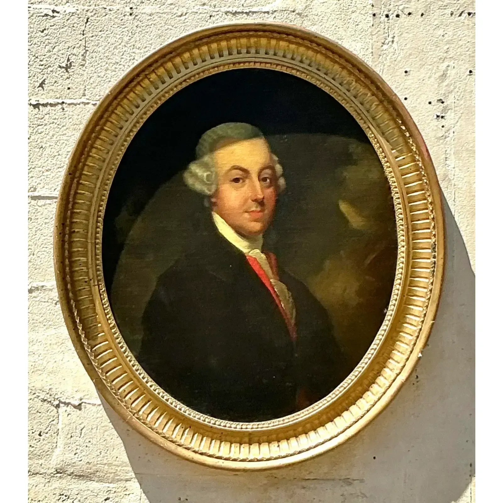 Vintage Regency 19th Century Oval Portrait of Gentleman — additional photo 3