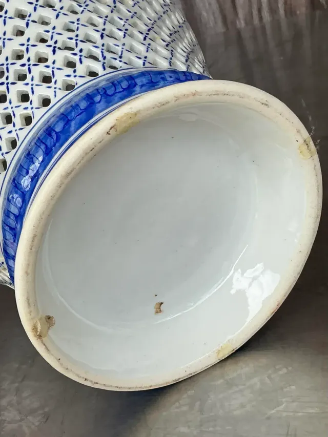 Vintage Regency Blue and White Trellis Cache Pot — additional photo 7