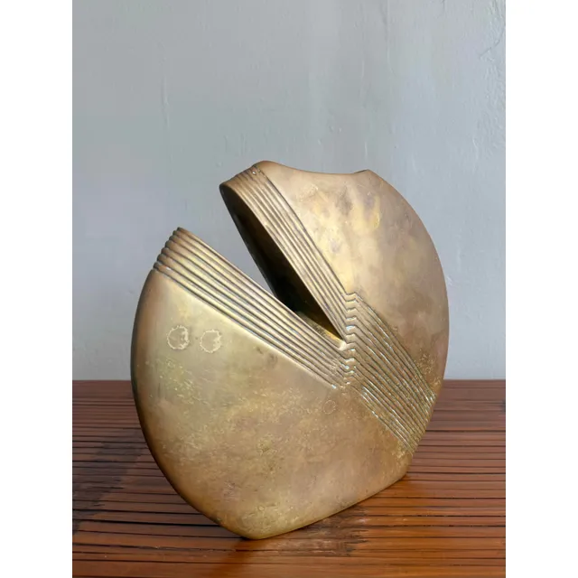 Vintage Regency Brass Abstract Vase — additional photo 3