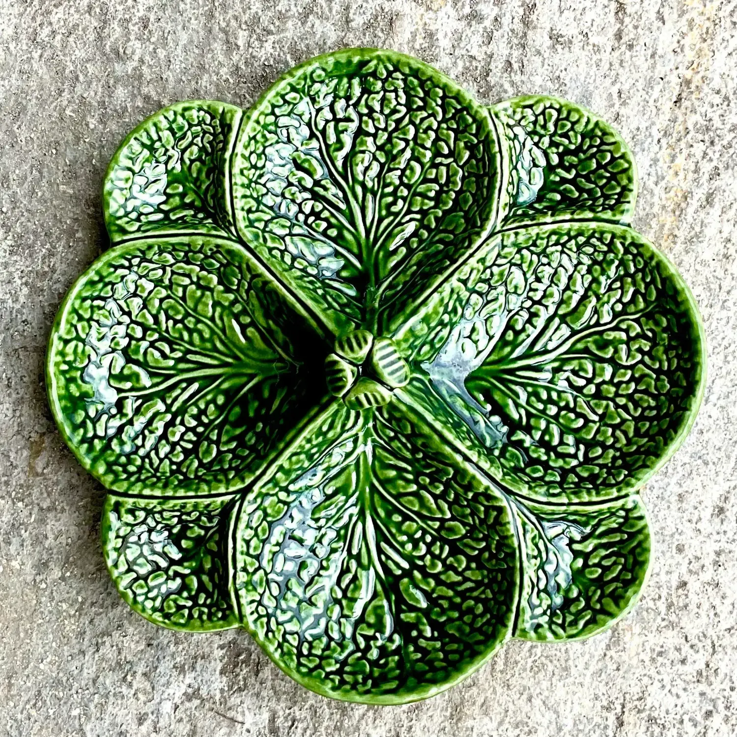 Vintage Regency Cabbage Leaf Glazed Ceramic Serving Plate — additional photo 6