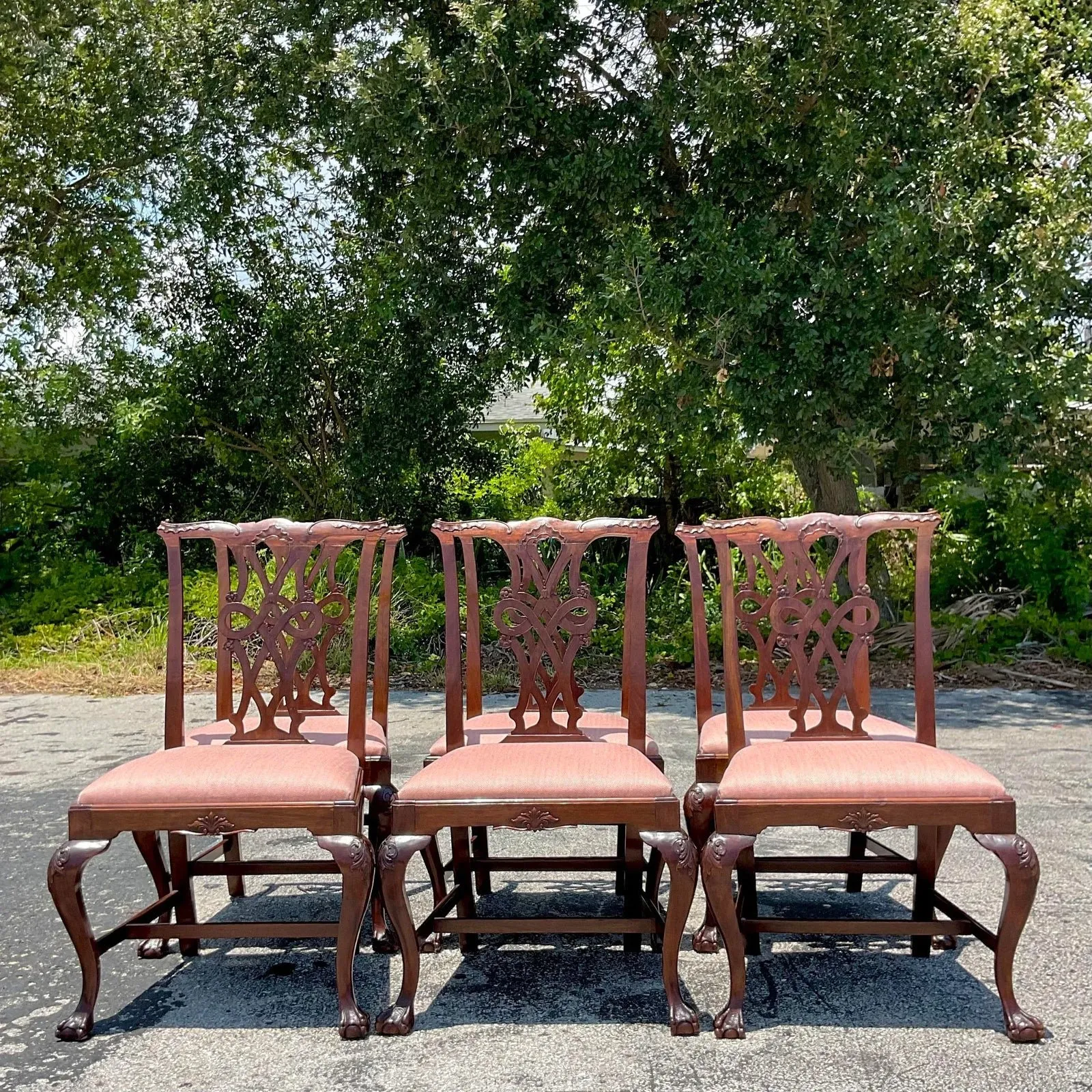 Vintage Regency Carved Ruffle Dining Chairs - Set of 6 — additional photo 5