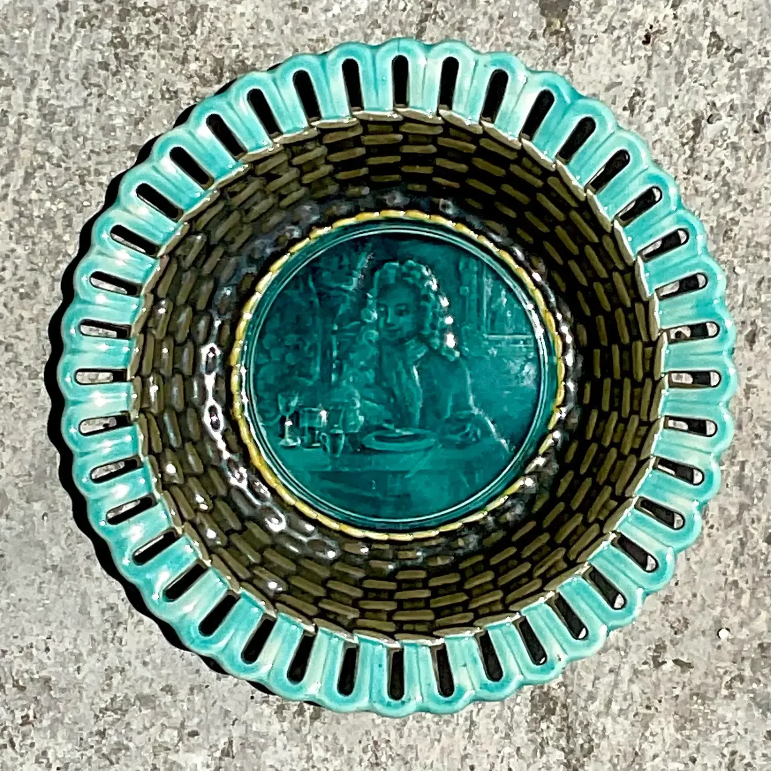 Vintage Regency English Wedgwood Plate — additional photo 1