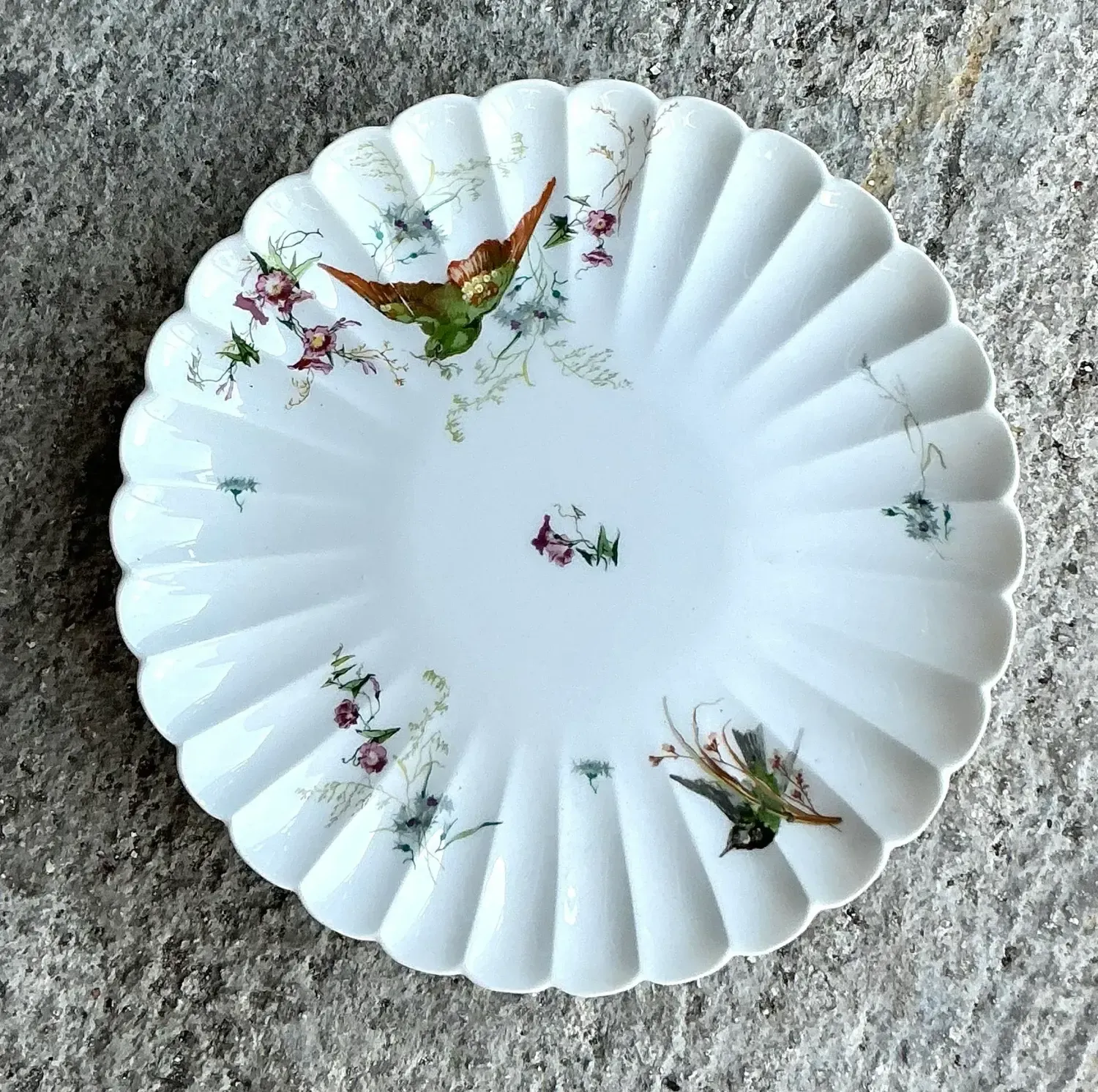 Vintage Regency Fluted Birds Cake Plate — additional photo 3