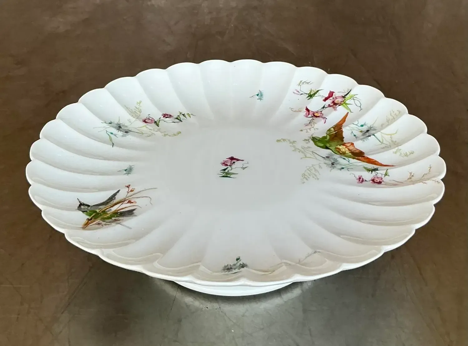 Vintage Regency Fluted Birds Cake Plate — additional photo 5