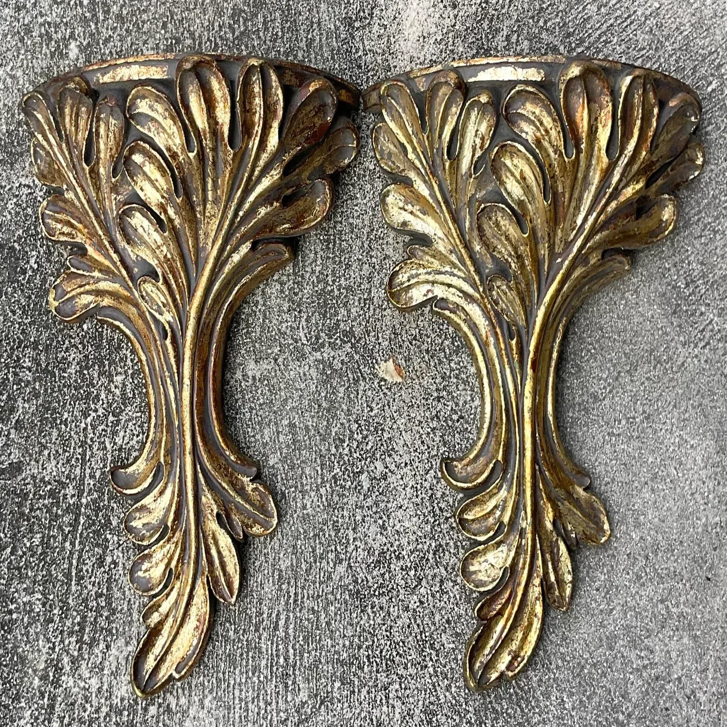 Vintage Regency Gilt Laurel Brackets - a Pair — additional photo 4