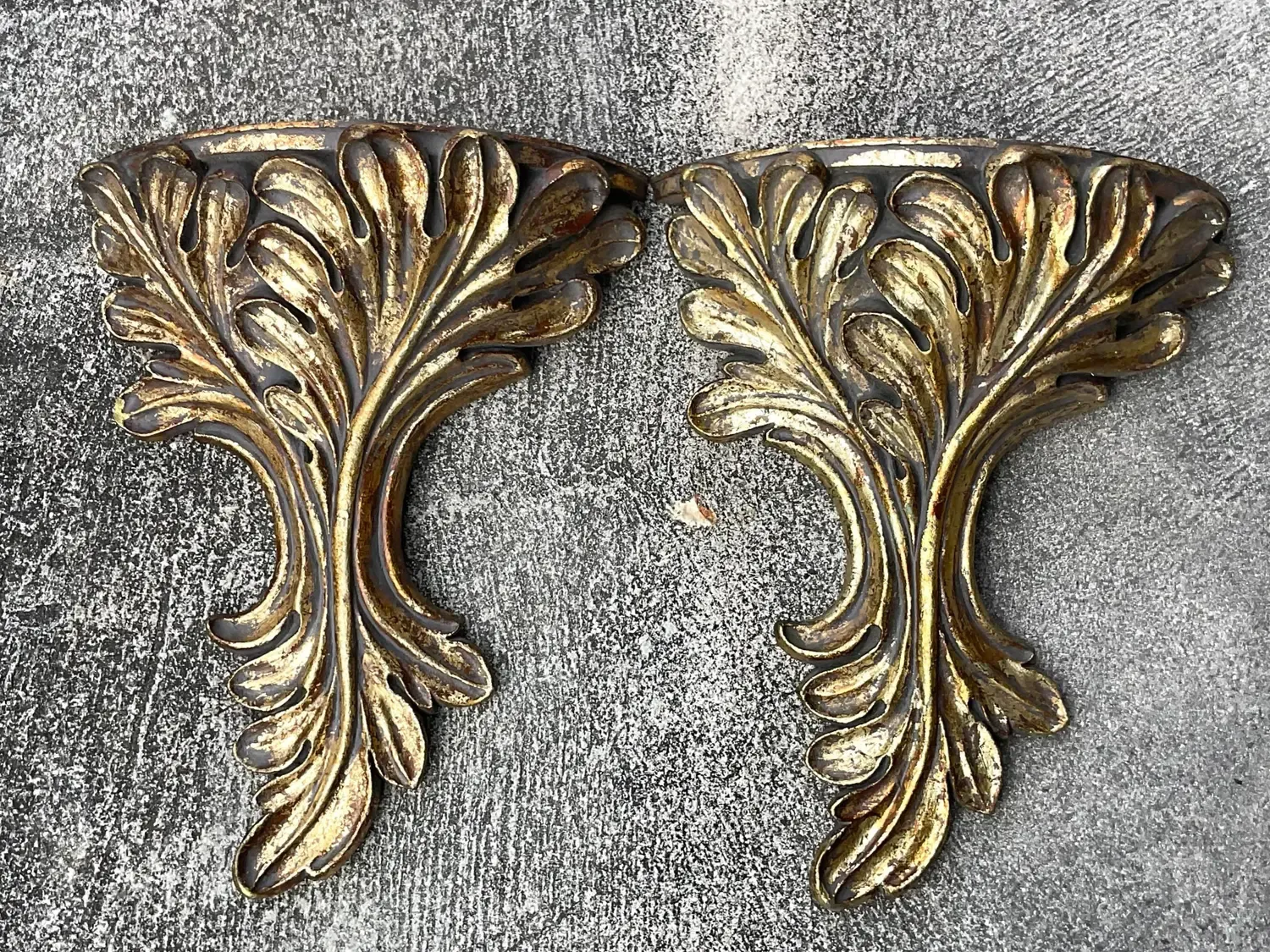 Vintage Regency Gilt Laurel Brackets - a Pair — additional photo 6