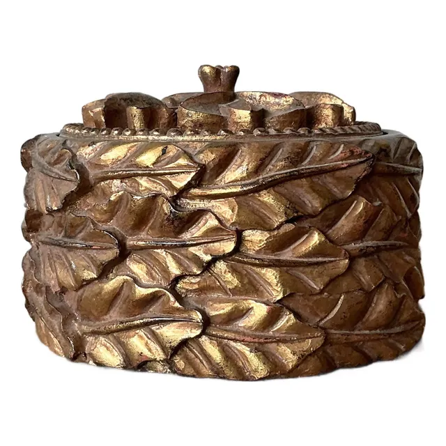 Vintage Regency Gilt Leaves Lidded Bowl — additional photo 1