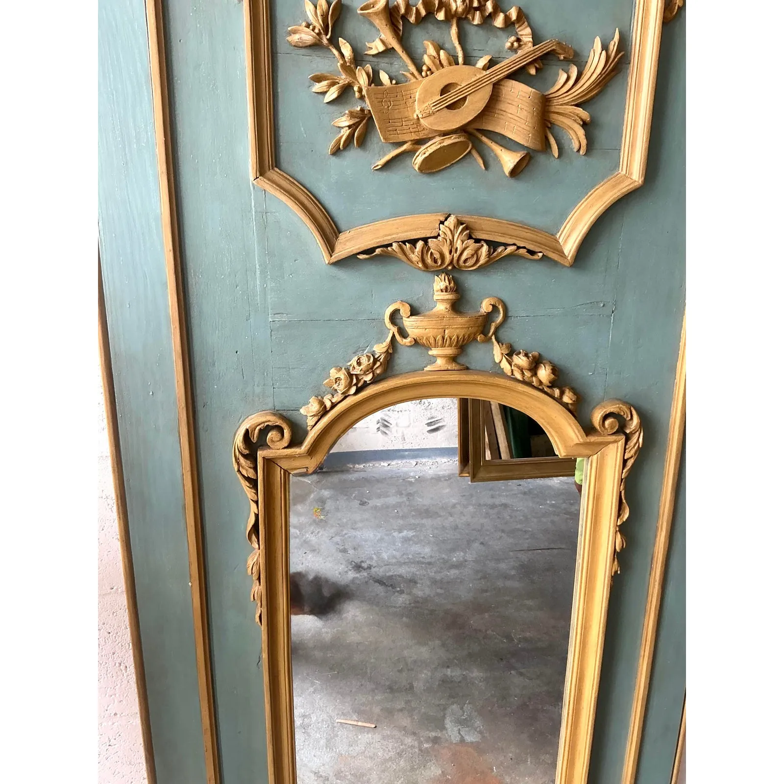 Vintage Regency Gilt Tipped Trumeau Mirror — additional photo 4