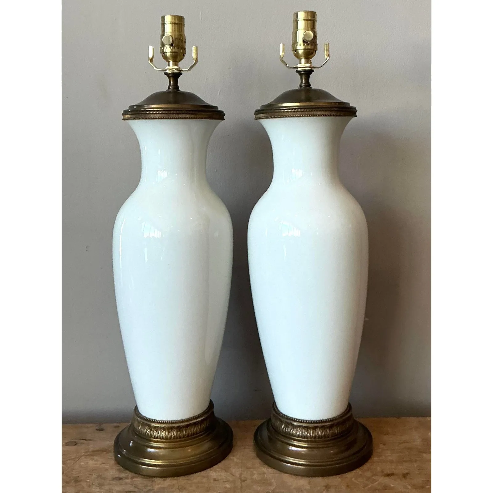 Vintage Regency Glazed Ceramic Lamps - A Pair — additional photo 5