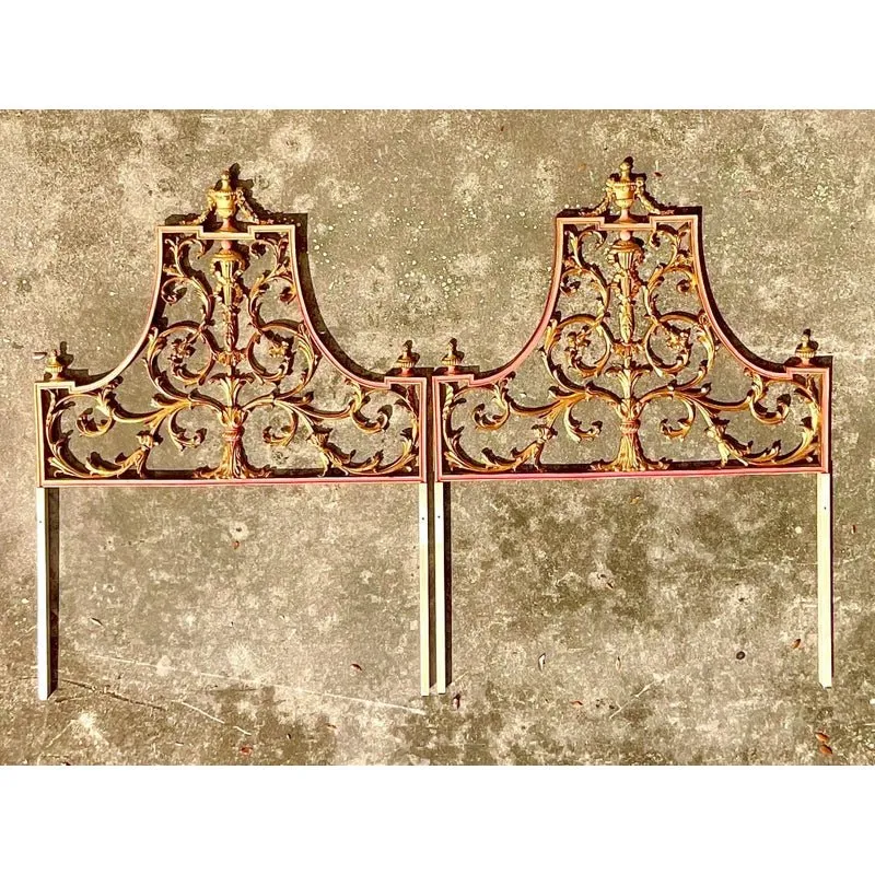 Vintage Regency Italian Palladio Gilt Twin Metal Headboards. - a Pair — additional photo 2