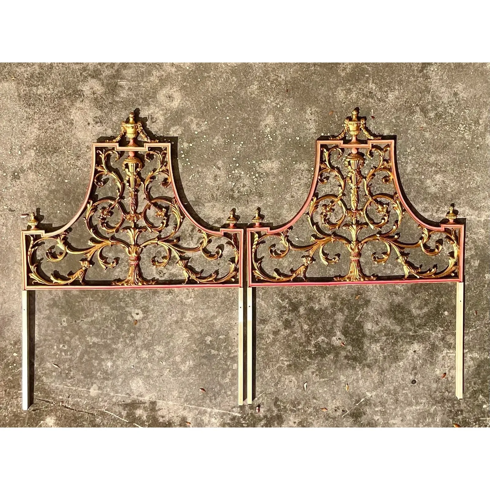 Vintage Regency Italian Palladio Gilt Twin Metal Headboards. - a Pair — additional photo 7