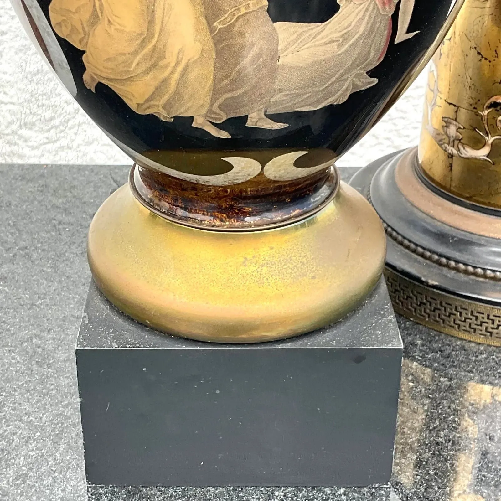 Vintage Regency Italian Reverse Painted Glass Lamp After Fornasetti — additional photo 4
