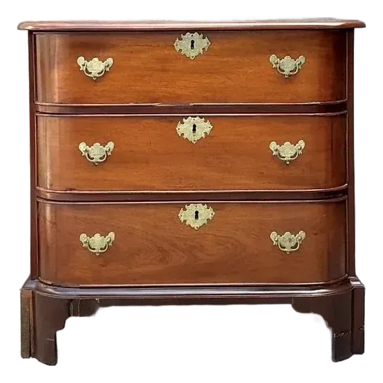 Vintage Regency Mahogany Bow Front Chest of Drawers — additional photo 2