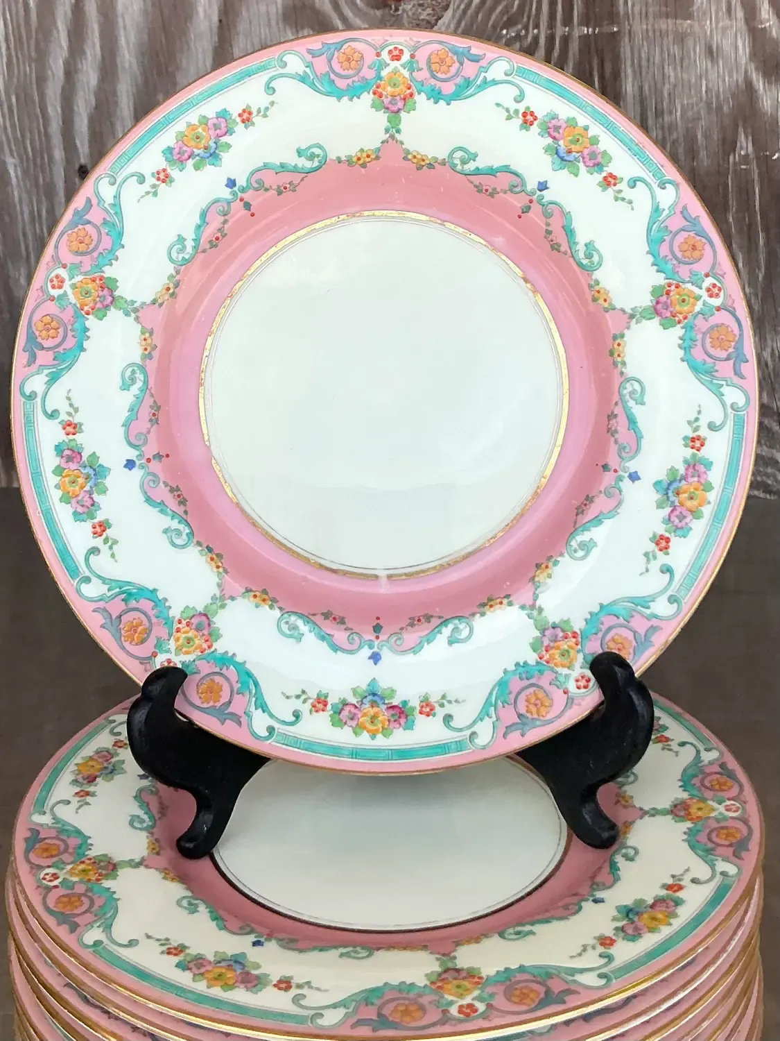 Vintage Regency Royal Doulton Dinner Plates - Set of 11 — additional photo 5