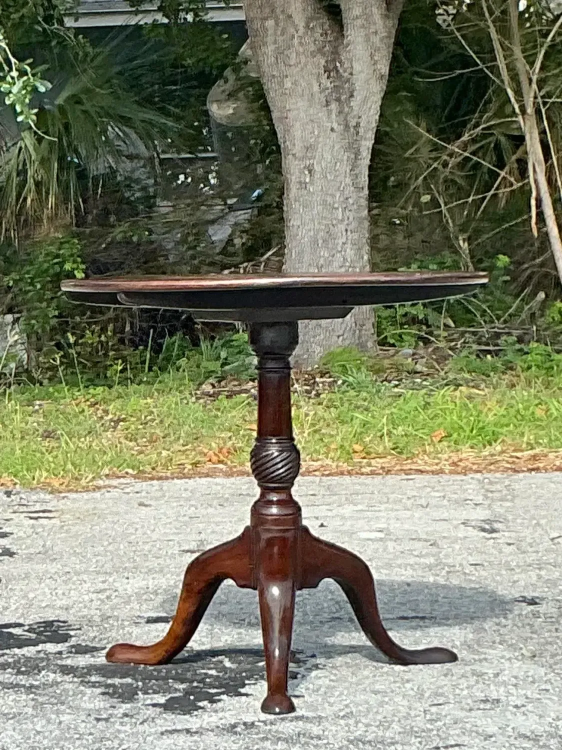 Vintage Regency Tilt Top Side Table — additional photo 5