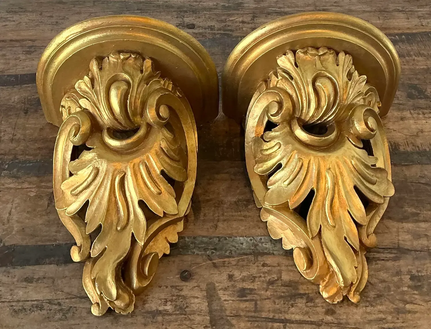 Vintage Rococo Gilt Tipped Brackets - A Pair — additional photo 5